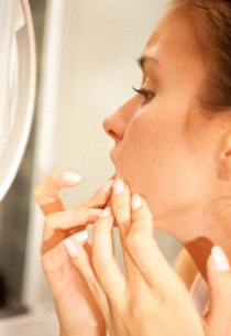 Identify The Cause Of Pimples To Fight Against Them!