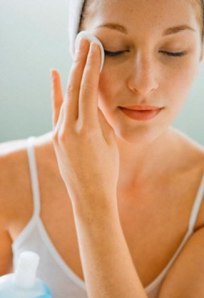 Astringent - A Toner To Cleanse And Refresh The Skin! 