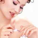 5 Essential Steps To Follow While Applying Nail Polish