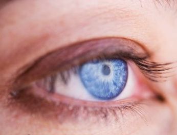make-up-tips-for-blue-eyes1